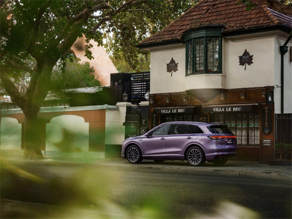 爆款产品不断:上汽集团,长期主义不是“慢”