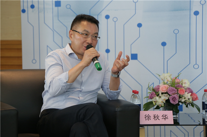 百年汽车行业迎来第三轮变革浪潮，上汽大通发布“我行@MAXUS”平台，引领个性化、智能化C2B造车时代