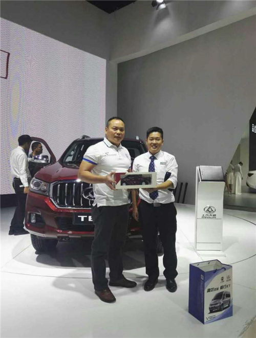 20161202 演绎城市生活，皮卡是你张扬的理由-皮卡车主.jpg