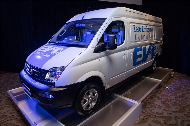 就是有这种操作！200台上汽大通EV80“移民”到德国