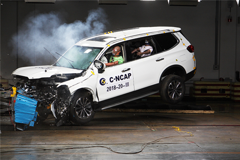 “双五星”安全护航你的Dream Car——D90荣膺中国新车评价规程（C-NCAP）最高五星安全评级