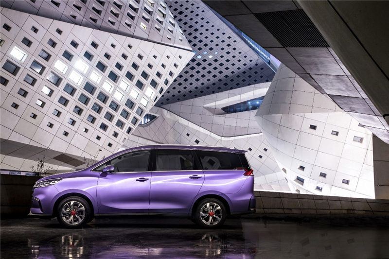 全家人专属治愈系MPV，G50加入C2B定制行列