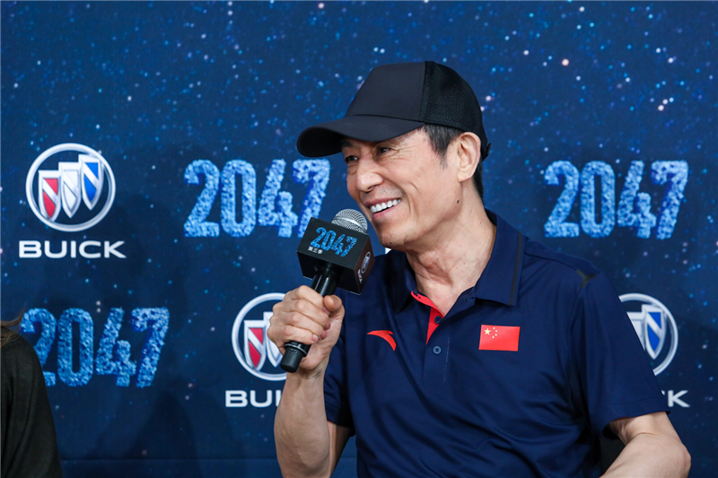别克品牌携手张艺谋推出观念演出《对话•寓言2047》第三季