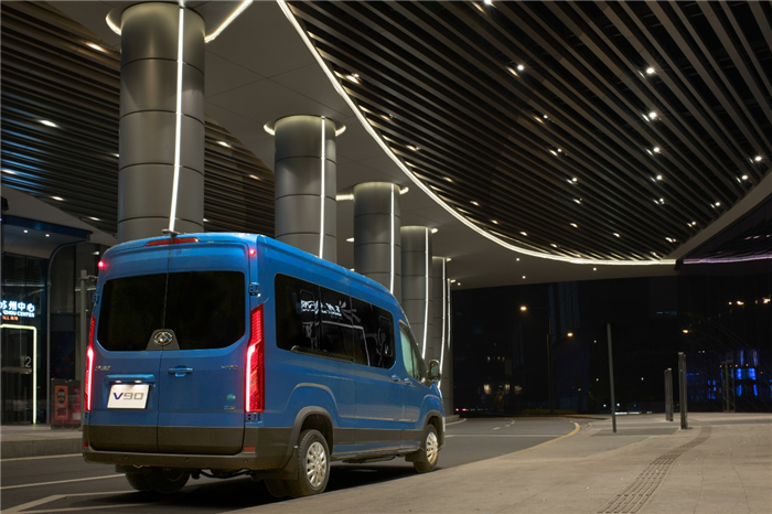 智能领衔 智慧升级，上汽大通MAXUS V90亮相中国智慧交通管理产业联盟第五届年会！