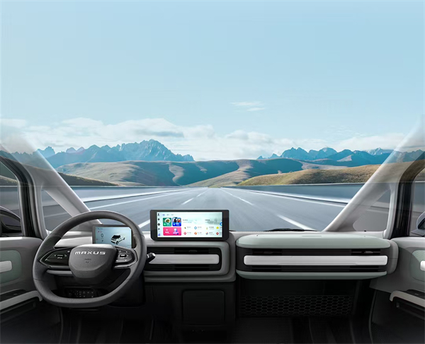 上汽大通MAXUS轻客家族“三电齐发”，大拿M1携手2025款新途EV70、新途EV90上市发布