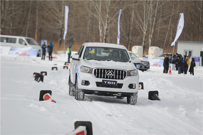 MAXUS T60 shows excellent performance at test drive on Changbai Mountains