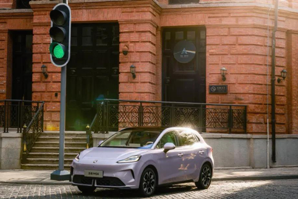 盘点上汽集团：青山不语 风骨自成