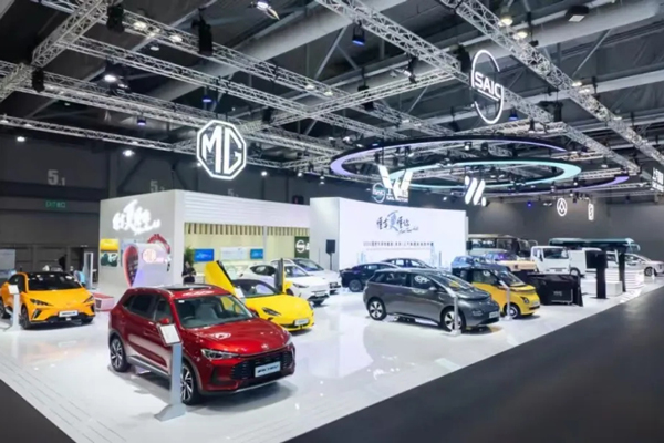 上汽集团：好企业应该具备的三重特质