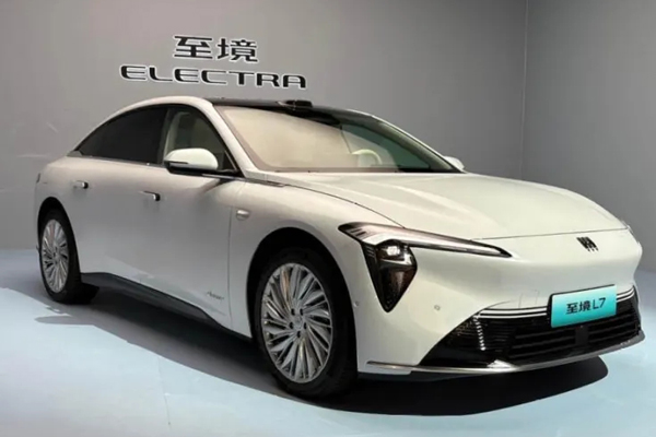 改革筑基,技术突围:解码上汽品牌向上的硬核逻辑