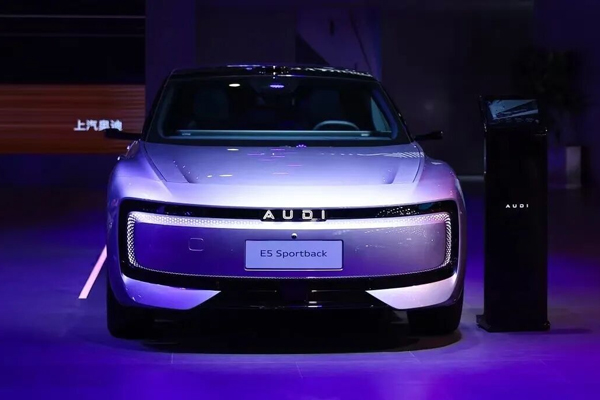 上汽集团的2025:谁家新燕啄春泥