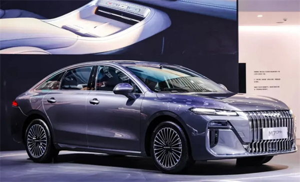 技术驱动业绩飘红，上汽集团回归上证50指数