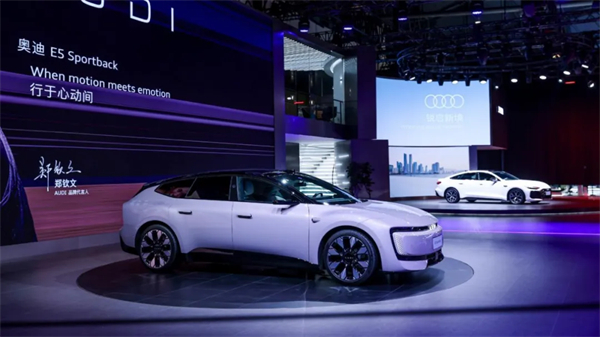 从制造巨头到生态领航者 上汽的“技术创新增长曲线”与生态叙事