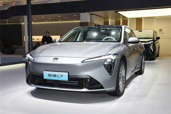 懂车更懂你,广州车展大秀肌肉,上汽凭何夺回龙头?