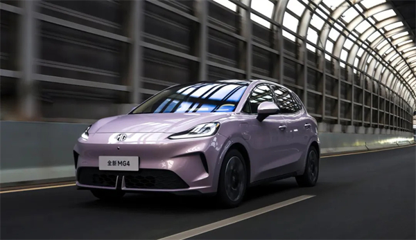 破茧 · 织链 · 进阶: 上汽的转型三重奏