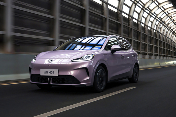 破浪2025:上汽利润、技术、出海三线狂飙,巨轮找到新航线