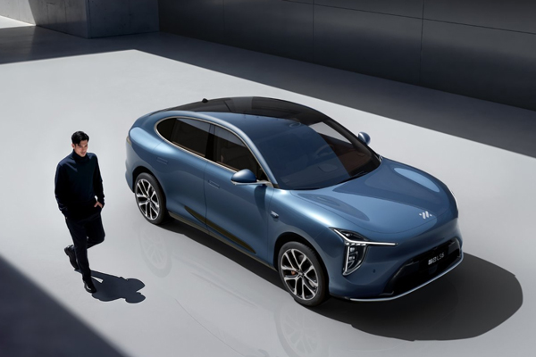 2025上汽集团盘点:技术向上,发展向新