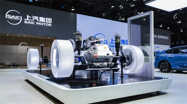 2025上汽集团盘点:技术向上,发展向新