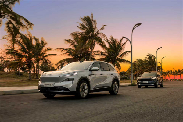 企稳增效,厚积薄发:上汽,稳在深处,进在实处