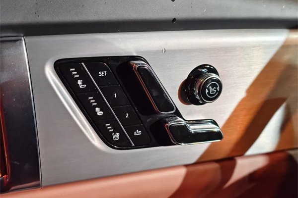 46.88万起！凯迪拉克VISTIQ正式入华！搅局豪华大六座市场？