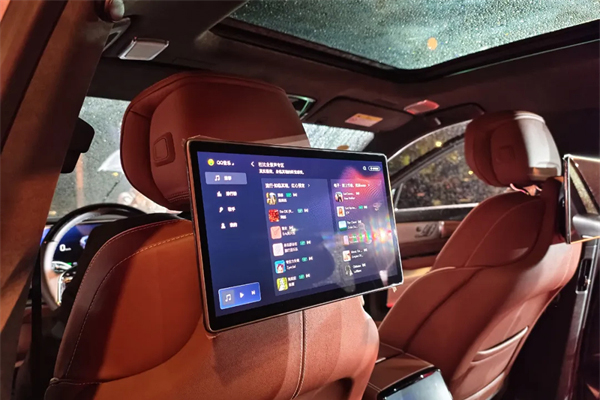 46.88万起！凯迪拉克VISTIQ正式入华！搅局豪华大六座市场？